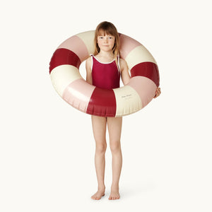 Petites Pommes Emma Lunettes de natation pour enfants de 3 à 8 ans en silicone léger, verres larges anti-buée, design rétro, sangles réglables, boucle sans danger pour les cheveux, pochette en coton Petites Pommes Emma Lunettes de natation pour enfants de 3 à 8 ans en silicone léger, verres larges anti-buée, design rétro, sangles réglables, boucle sans danger pour les cheveux, pochette en coton